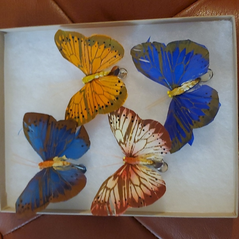 Butterfly Clips - Picture 5 of 5